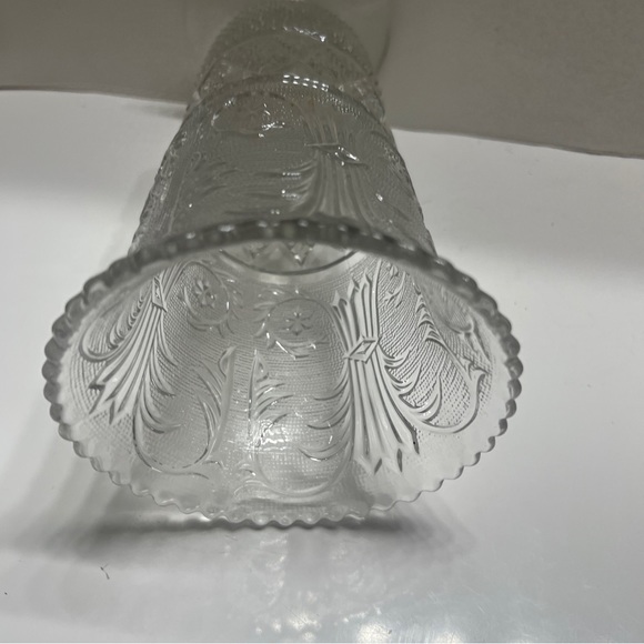 Duncan and Miller Sandwich Clear Glass Vase - Picture 12 of 12